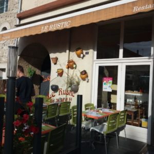 LE RUSTIC-Restaurant-vitrine
